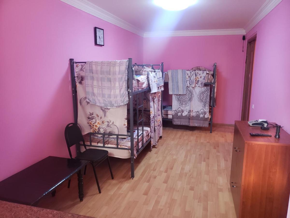 Intercity Hostel Батуми Экстерьер фото