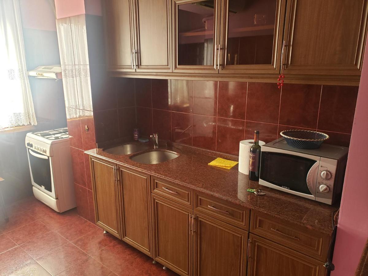 Intercity Hostel Батуми Экстерьер фото