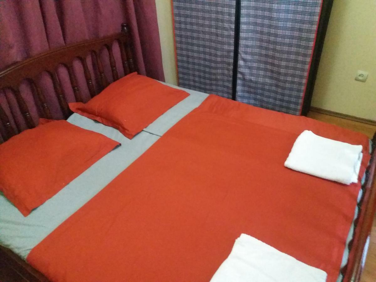 Intercity Hostel Батуми Экстерьер фото
